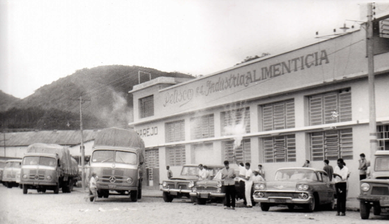 Imagem Fabrica Petiso e Mara em Caratinga 1963